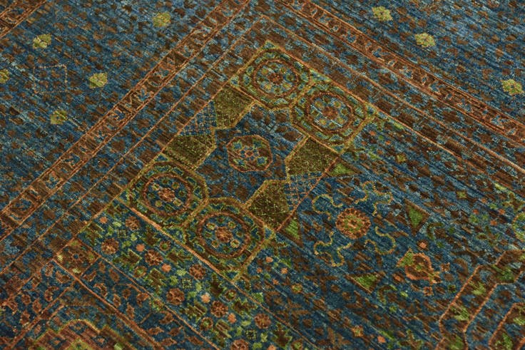 Detail image of 6' 10 x 9' 9 Hand Knotted Mamluk Ziegler Rug