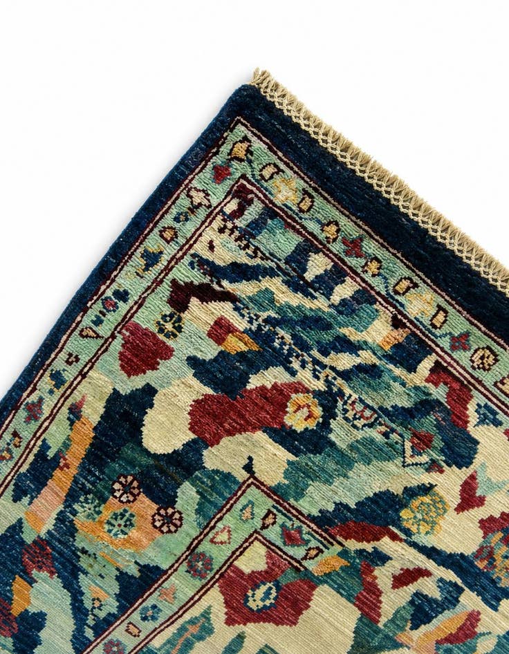 Detail image of 6' 6 x 9' 5 Hand Knotted Mamluk Ziegler Rug