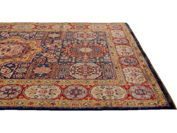 Detail image of 4' 2 x 6' 3 Hand Knotted Mamluk Ziegler Rug