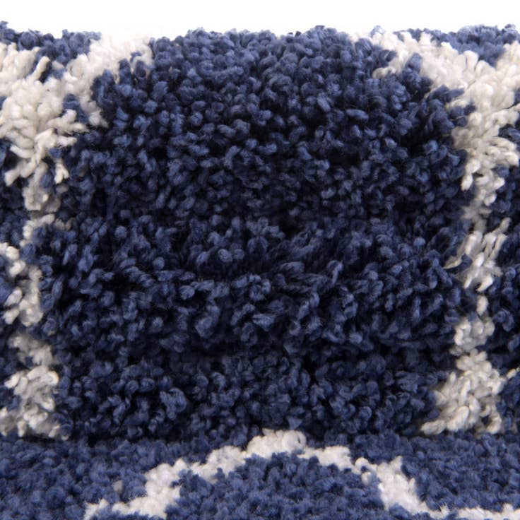 Detail image of 9' x 12' Marrakesh Shag Rug