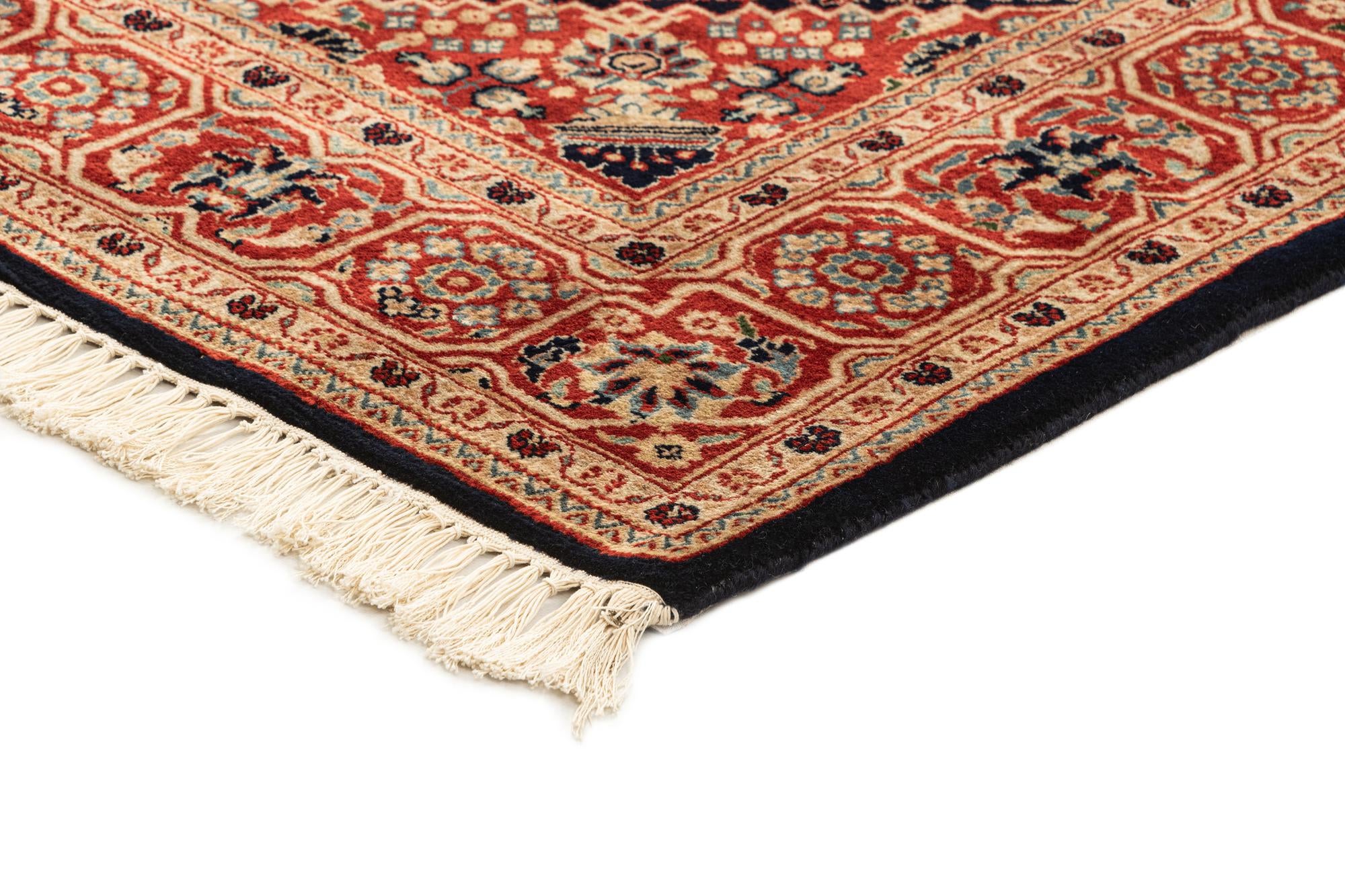 4' 5 x 6' 8 Hand Knotted Maymeh Oriental Wool Rug