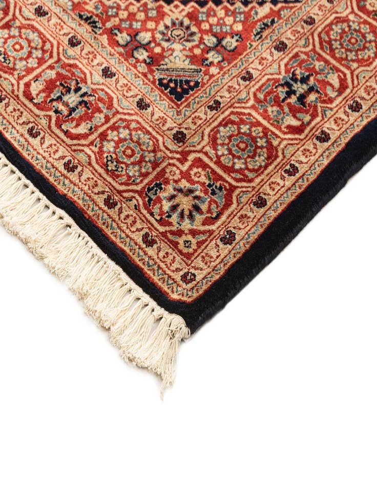 Detail image of 4' 5 x 6' 8 Hand Knotted Maymeh Oriental Wool Rug