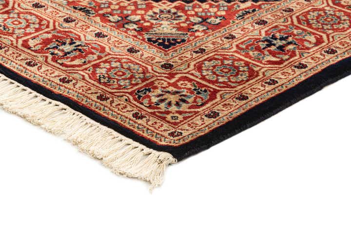 4' 5 x 6' 8 Hand Knotted Maymeh Oriental Wool Rug