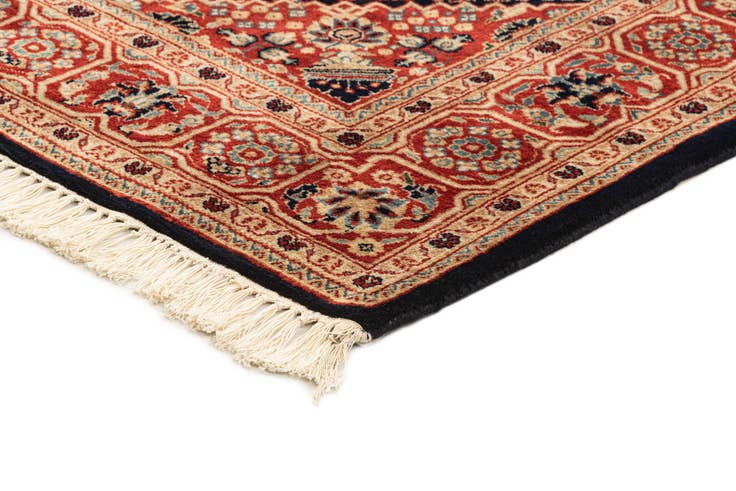 Detail image of 4' 5 x 6' 8 Hand Knotted Maymeh Oriental Wool Rug