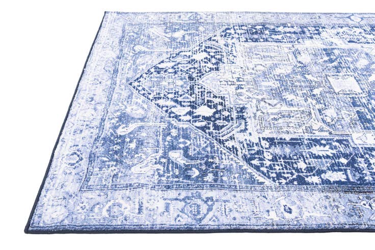 Detail image of 5' 2 x 7' 10 Medina Rug