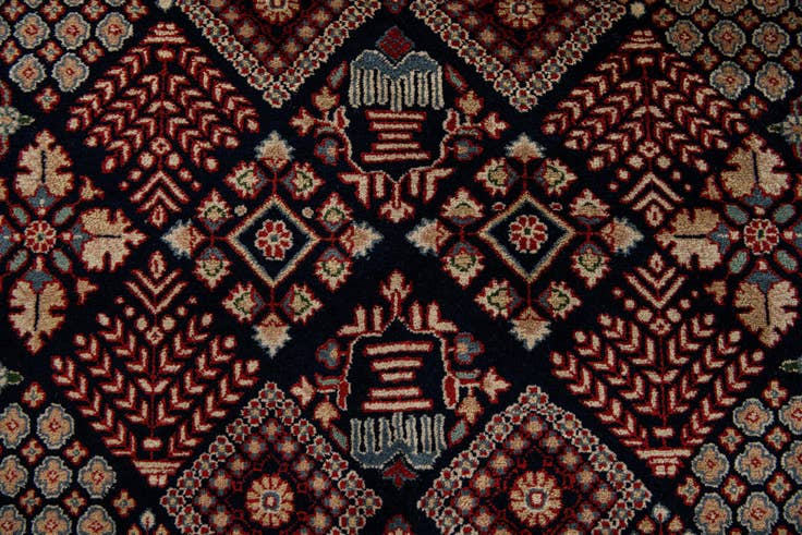 Detail image of 6' 7 x 9' 7 Hand Knotted Meimeh Oriental Wool Rug