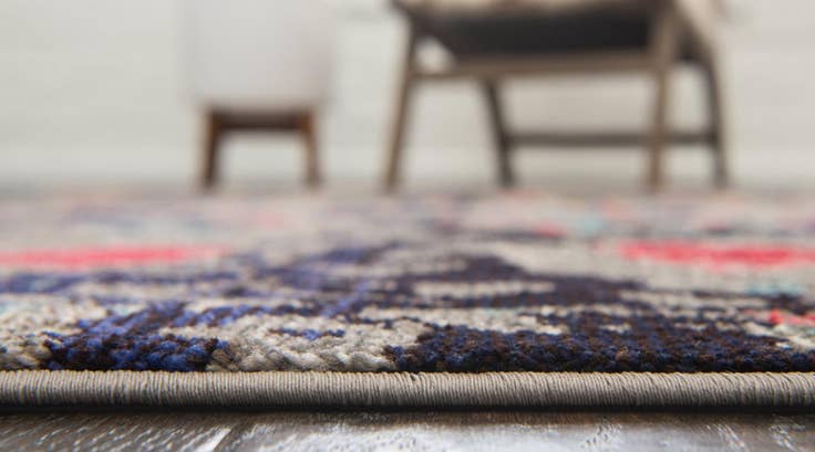 Detail image of 5' x 8' Washable Mesa Rug