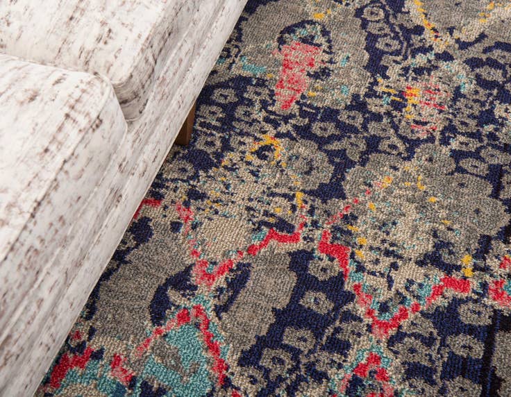 Detail image of 5' x 8' Washable Mesa Rug