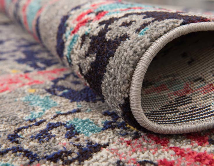 Detail image of 5' x 8' Washable Mesa Rug