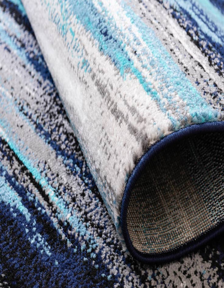 Detail image of 6' x 9' Metropolis Rug