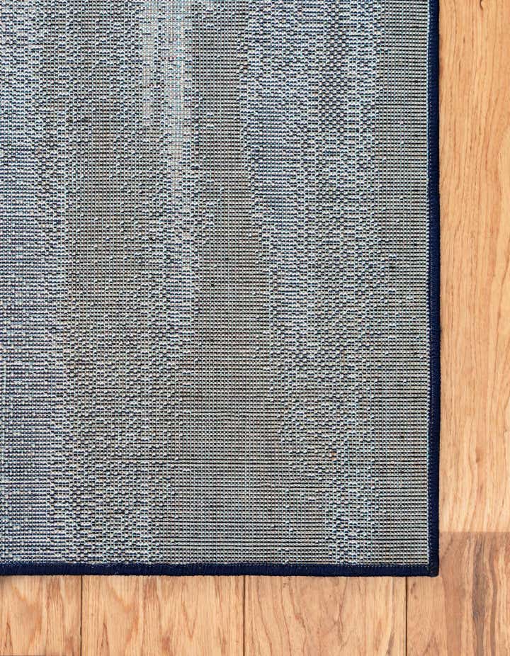 240cm x 305cm Metropolis Rug