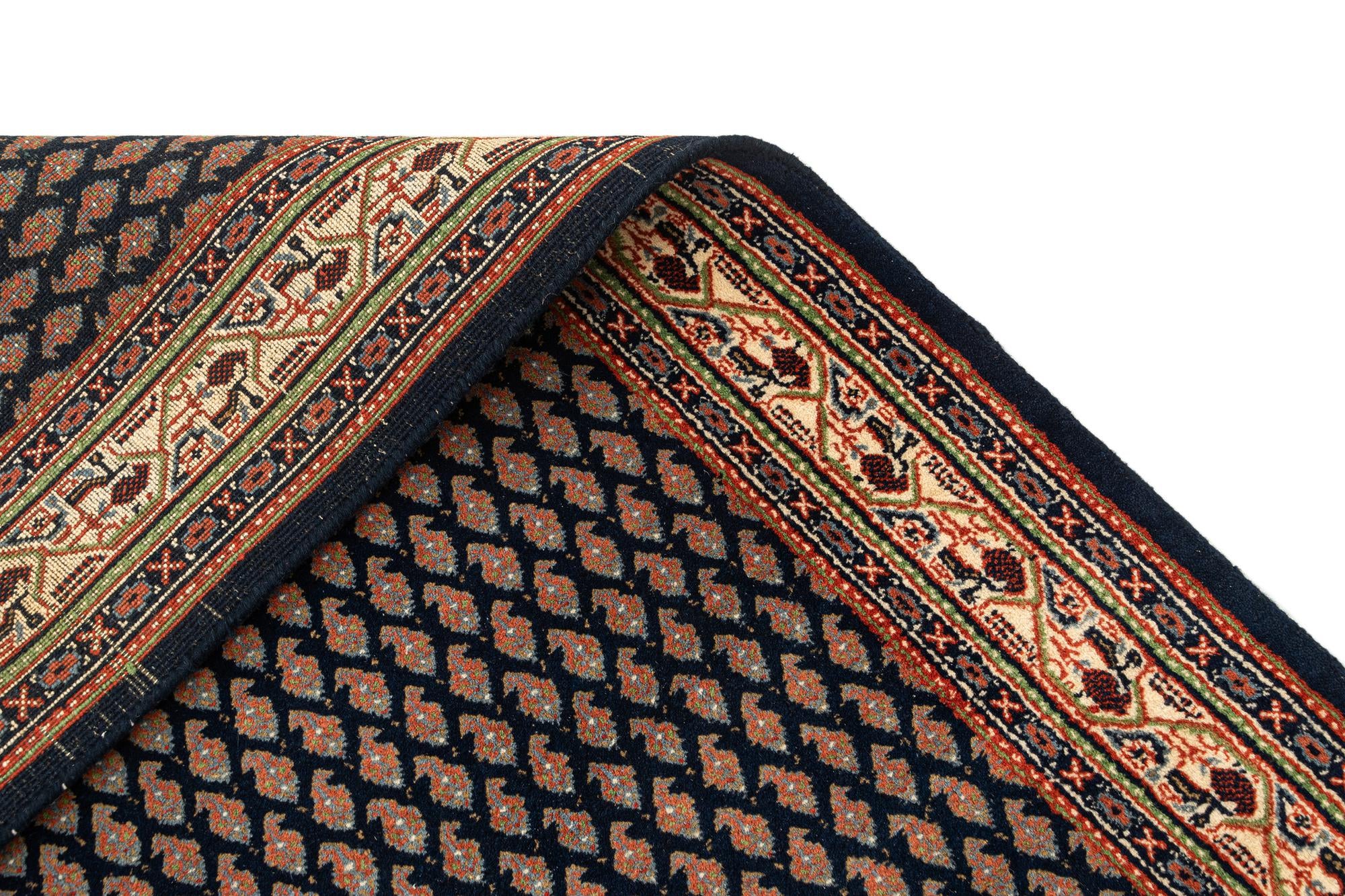 4' x 6' 1 Hand Knotted Mir Wool Rug