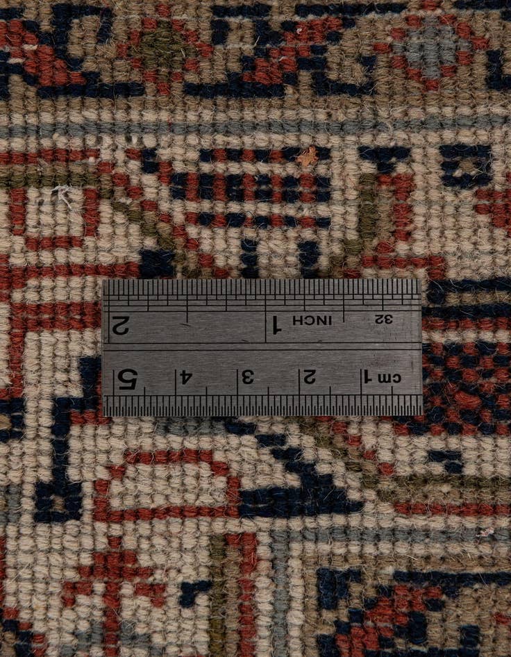 Detail image of 4' 2 x 6'  Hand Knotted Mir Wool Rug