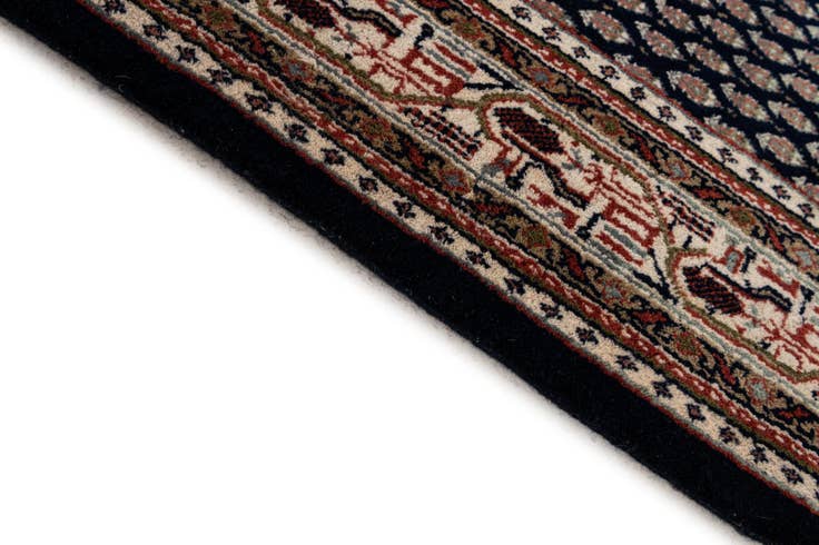 Detail image of 4' 2 x 6' Hand Knotted Mir Wool Rug