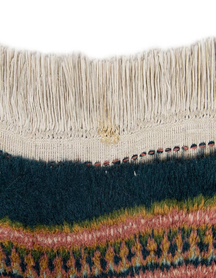 Detail image of 8' 8 x 12'  Hand Knotted Mir Wool Rug