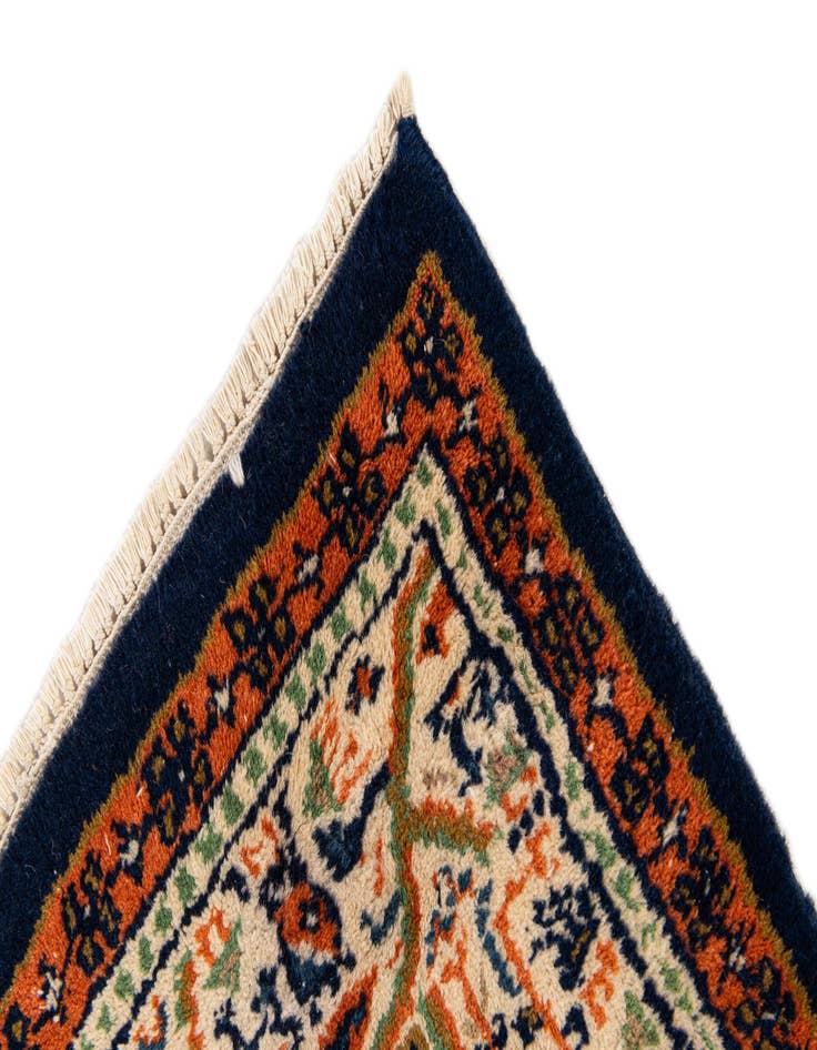 Detail image of 1' 9 x 2' 6 Hand Knotted Mir Wool Rug