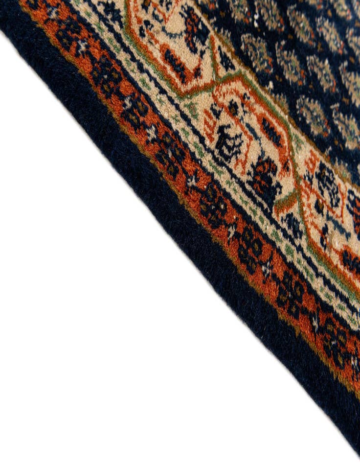 Detail image of 1' 9 x 2' 6 Hand Knotted Mir Wool Rug