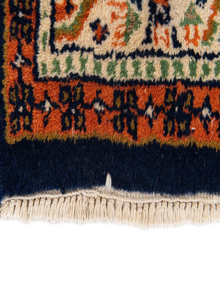 Detail image of 1' 9 x 2' 6 Hand Knotted Mir Wool Rug