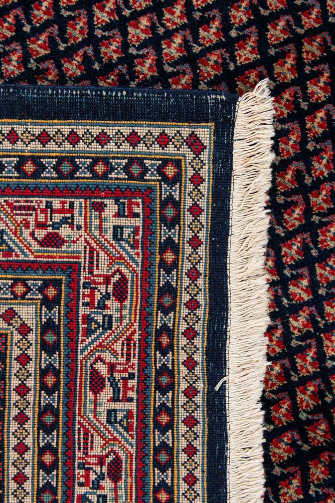 3' 9 x 5' 5 Hand Knotted Mir Wool Rug