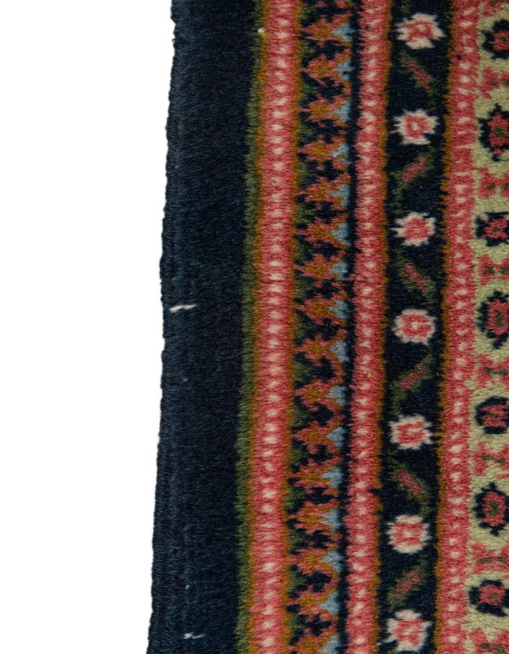 Detail image of 8' 2 x 11' 3  Hand Knotted Mir Wool Rug