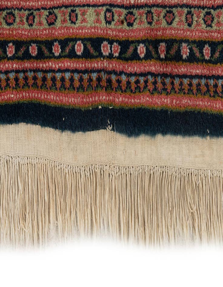 Detail image of 8' 2 x 11' 3  Hand Knotted Mir Wool Rug