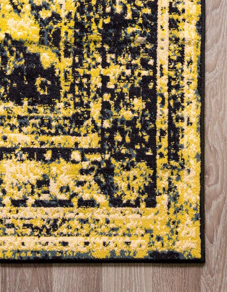 Detail image of 5' 3 x 8' Monaco Rug