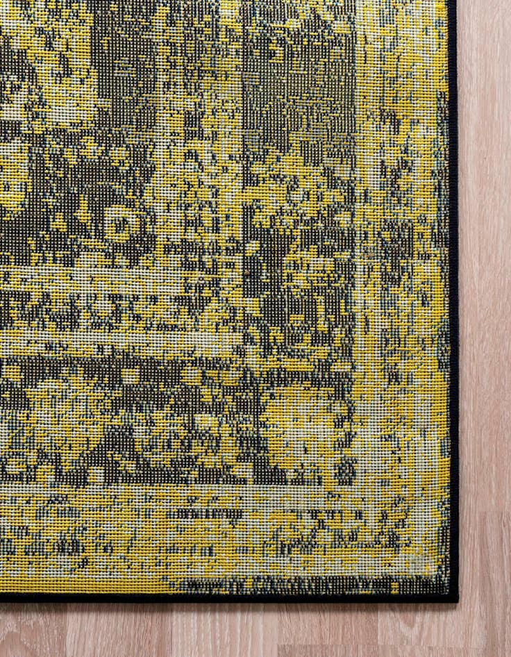 Detail image of 5' 3 x 8' Monaco Rug
