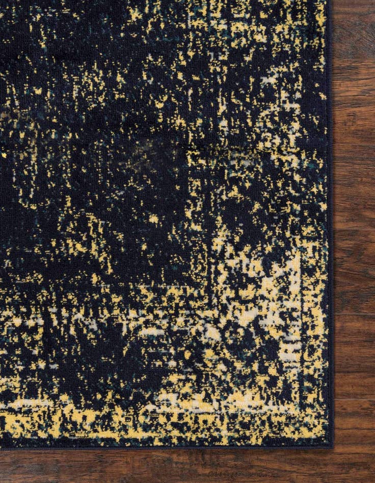 Detail image of 9' x 12' Monte Carlo Rug