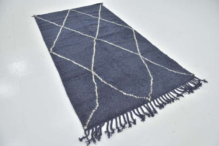 4' 8 x 8' 6 Hand Knotted Moroccan Wool Rug