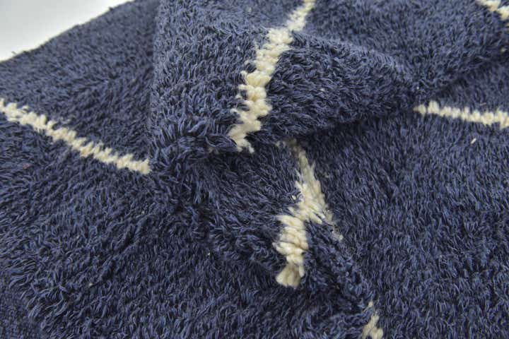 4' 8 x 8' 6 Hand Knotted Moroccan Wool Rug