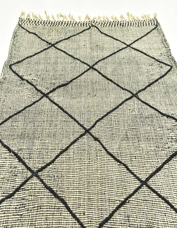 Detail image of 6' 5 x 9' 7  Hand Knotted Moroccan Wool Rug