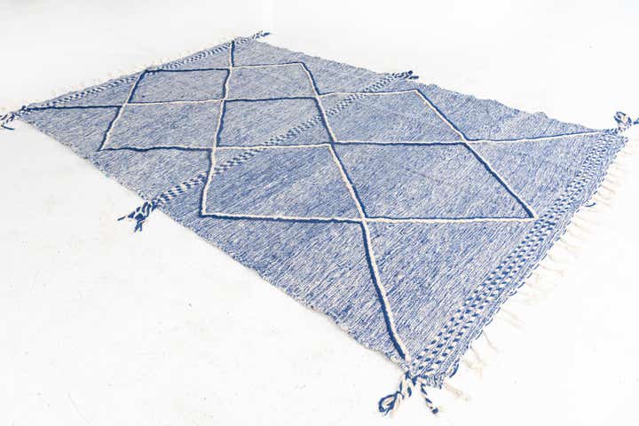 6' 5 x 10' Hand Knotted Moroccan Wool Rug