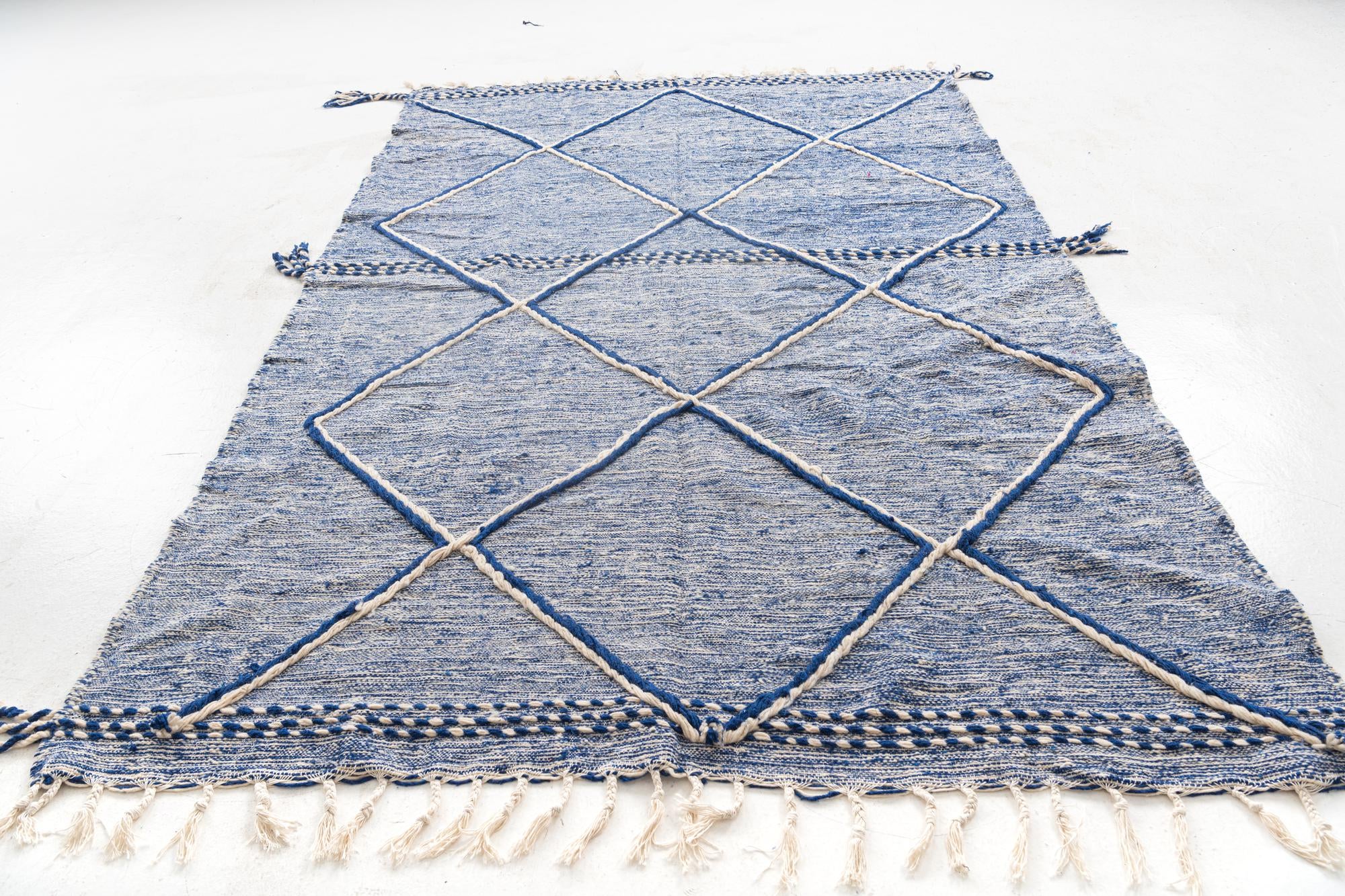 6' 5 x 10' Hand Knotted Moroccan Wool Rug