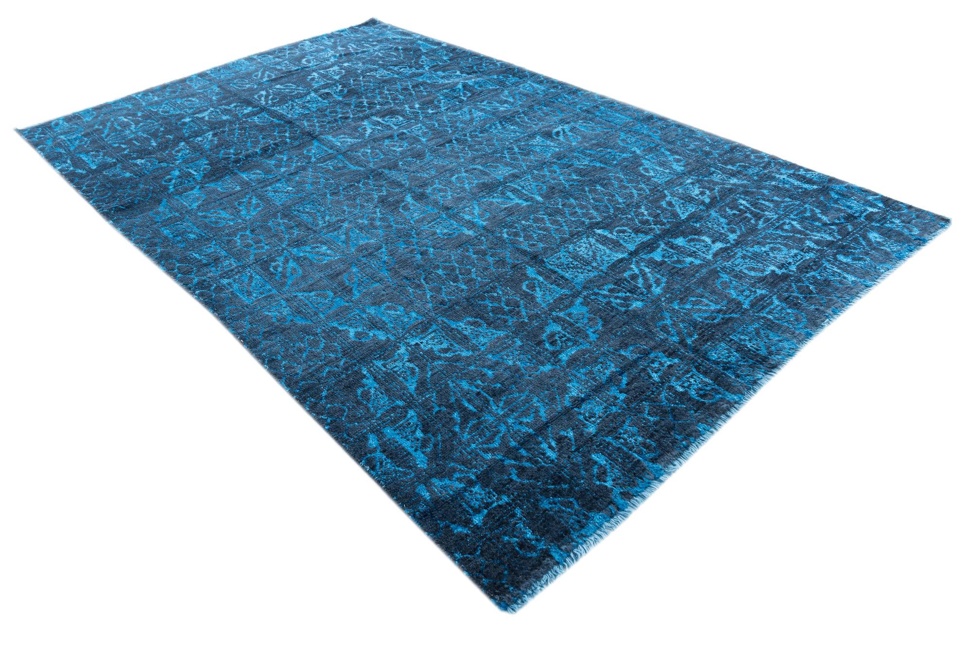 5' 9 x 9' 1 Hand Knotted Moroccan Rug
