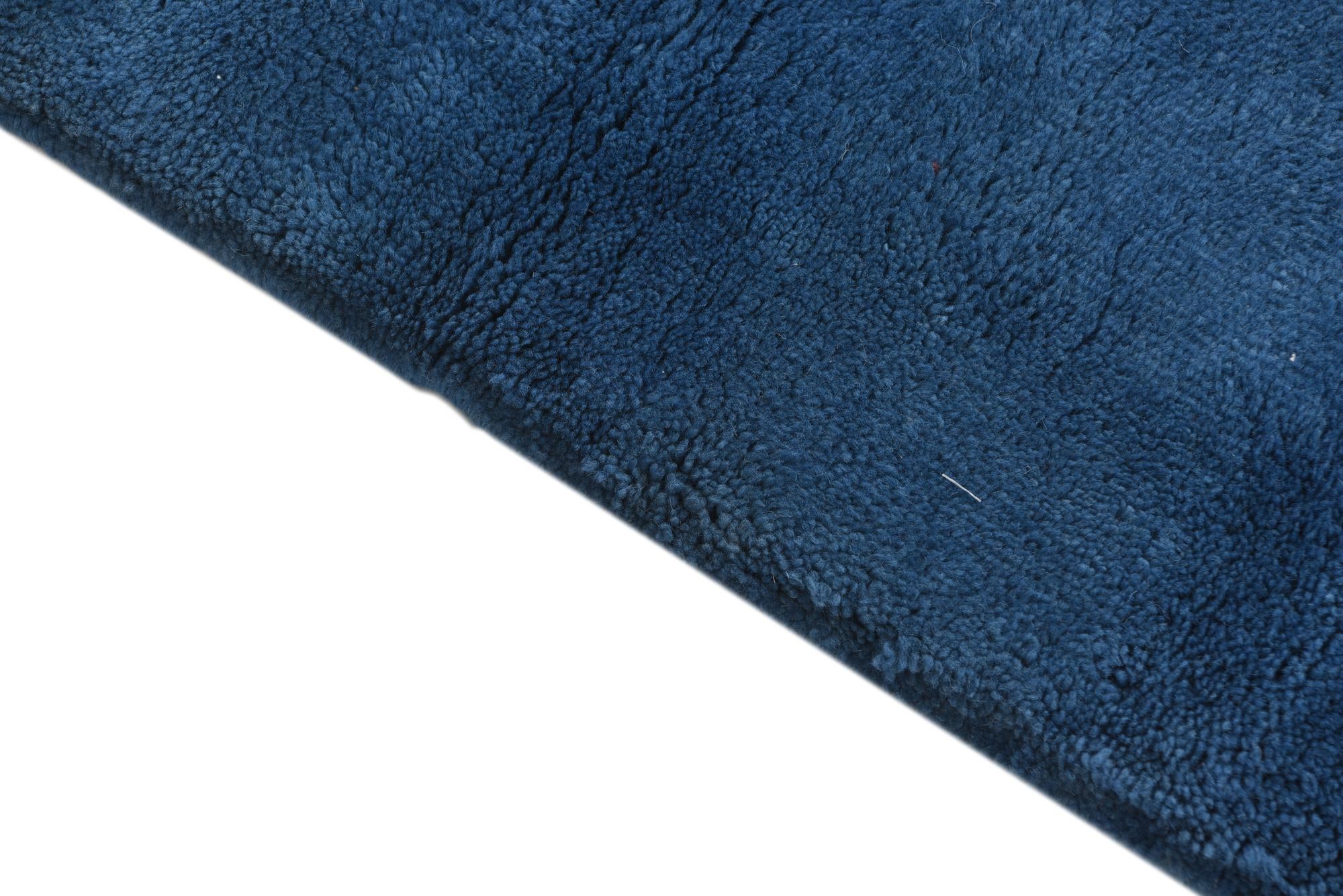 2' 6 x 4' 6 Hand Knotted Moroccan Wool Rug