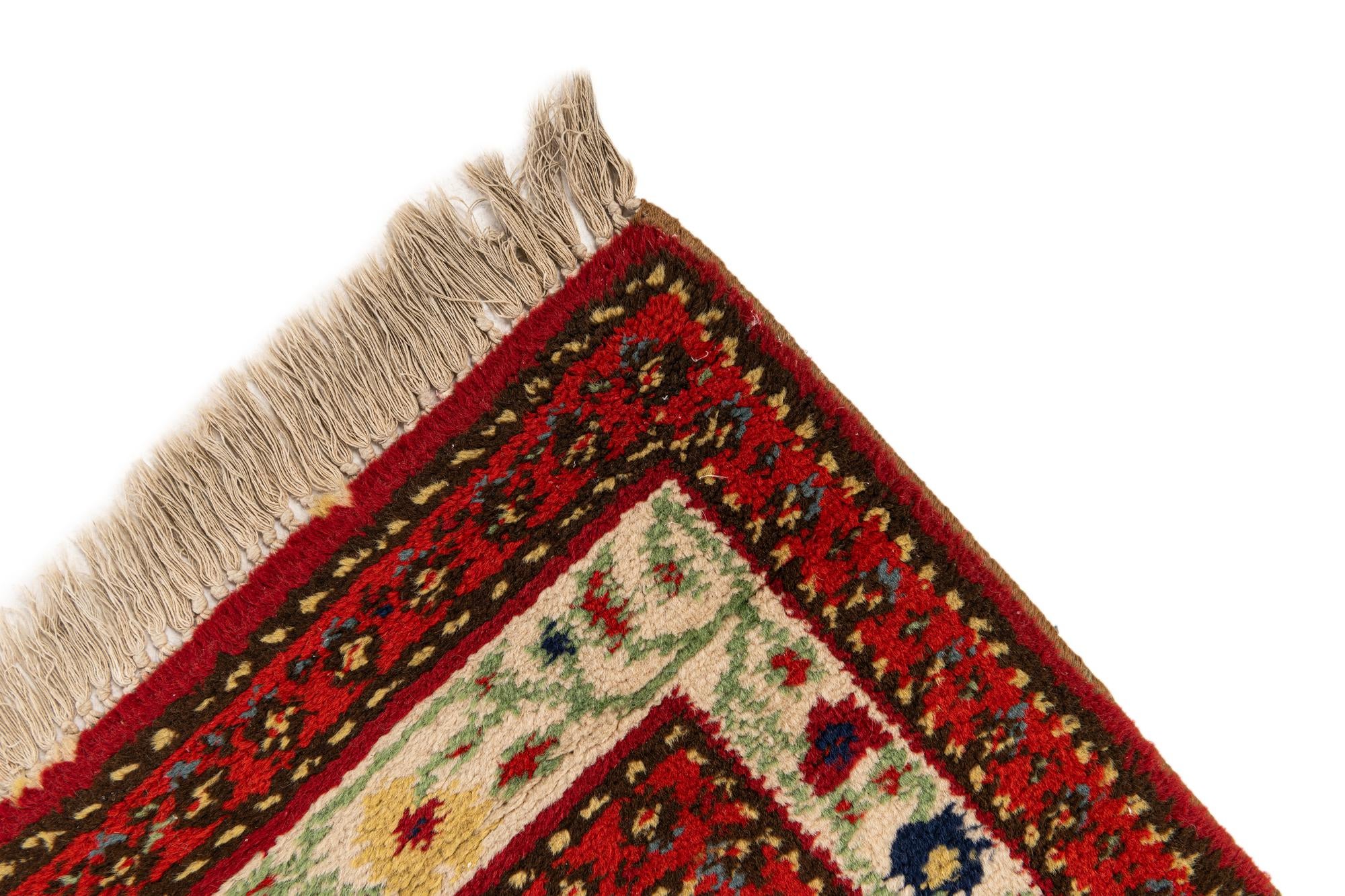 2' 6 x 4' 6 Hand Knotted Moroccan Wool Rug