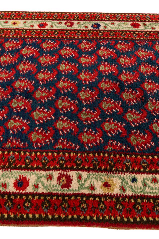 Detail image of 2' 6 x 4' 6 Hand Knotted Moroccan Wool Rug