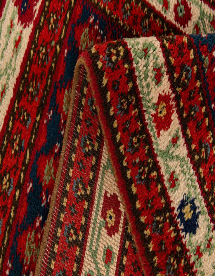 Detail image of 2' 6 x 4' 6  Hand Knotted Moroccan Wool Rug