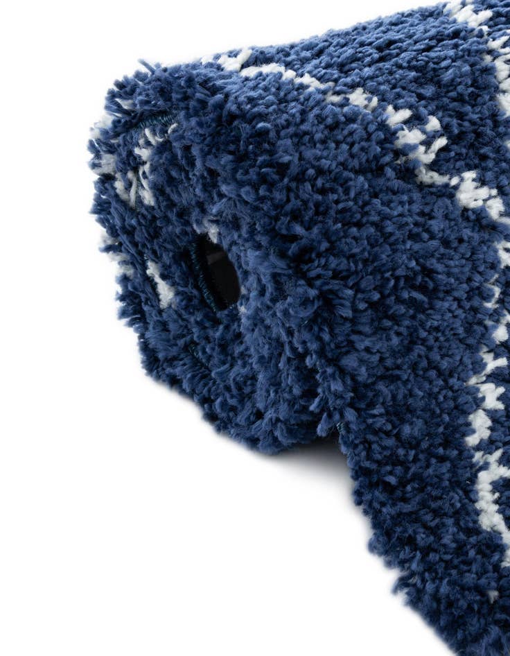 Detail image of 9' x 12' 2 Moroccan Shag Rug