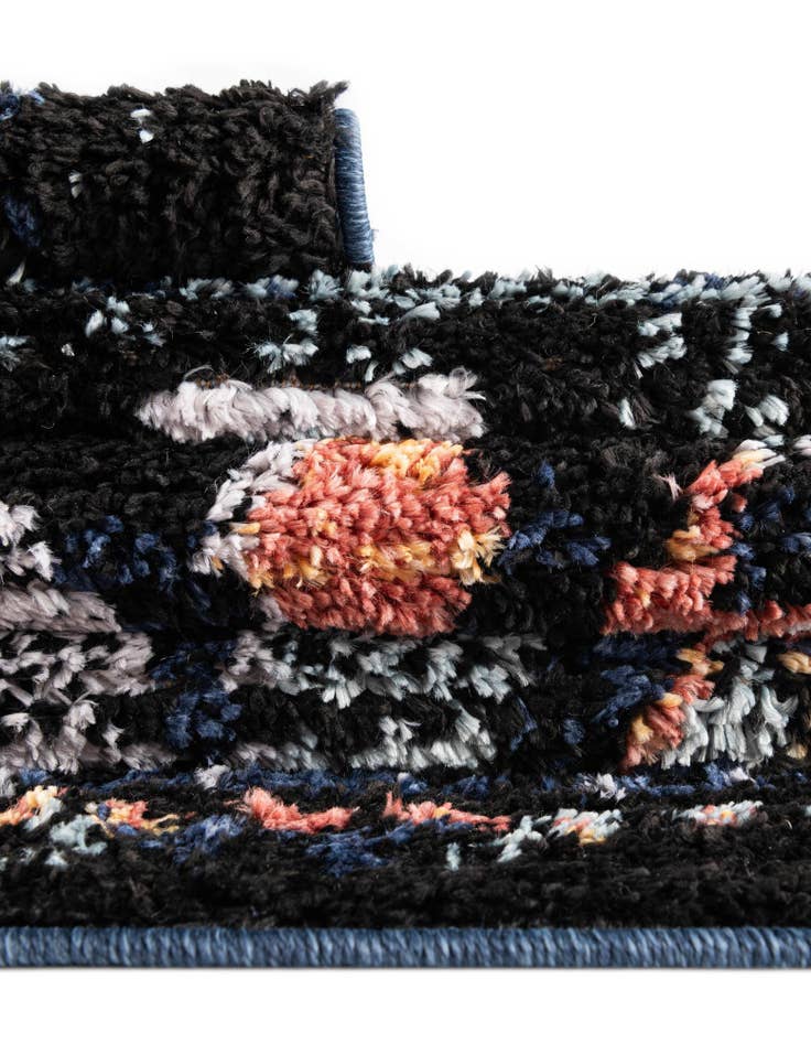 Detail image of 8' x 10' Morocco Rug