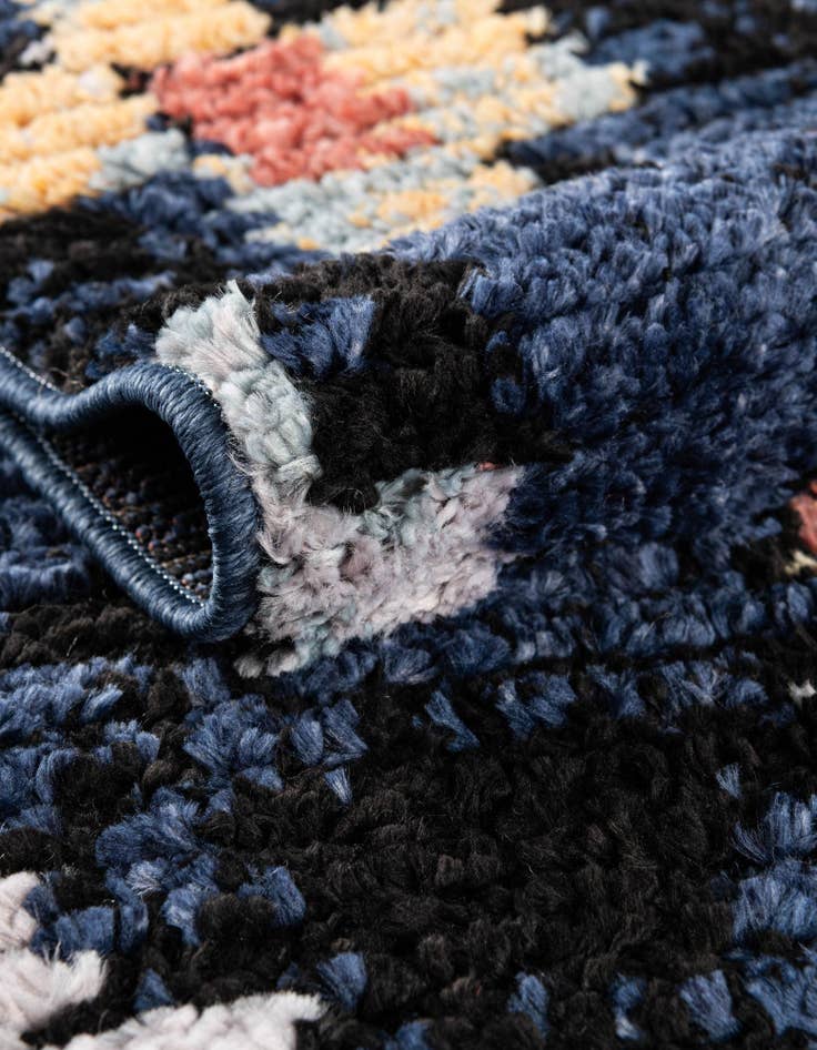 Detail image of 5' x 8' Morocco Rug