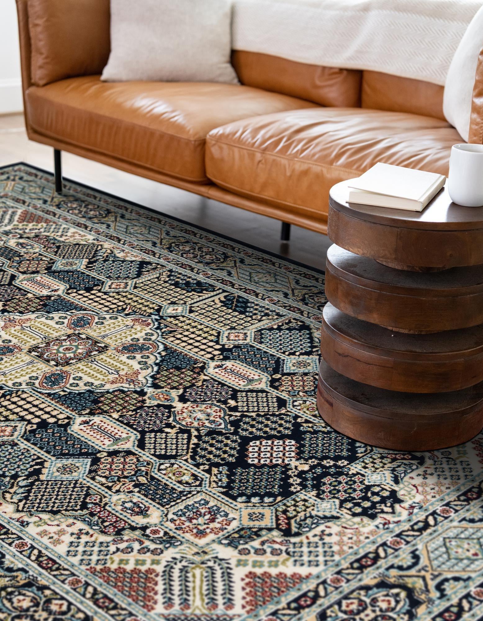 10' x 13' Nain Design Rug