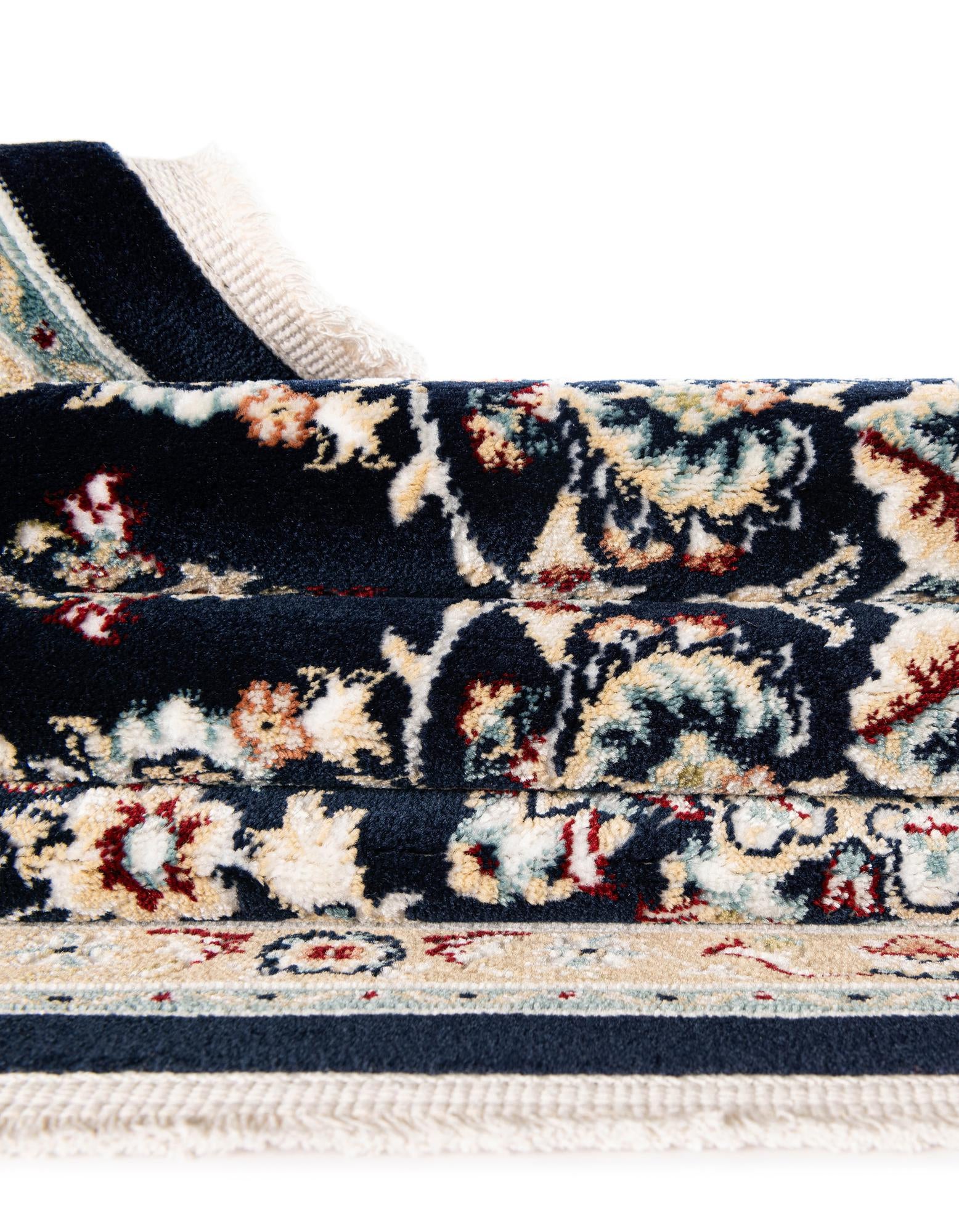 5' x 8' Nain Design Rug