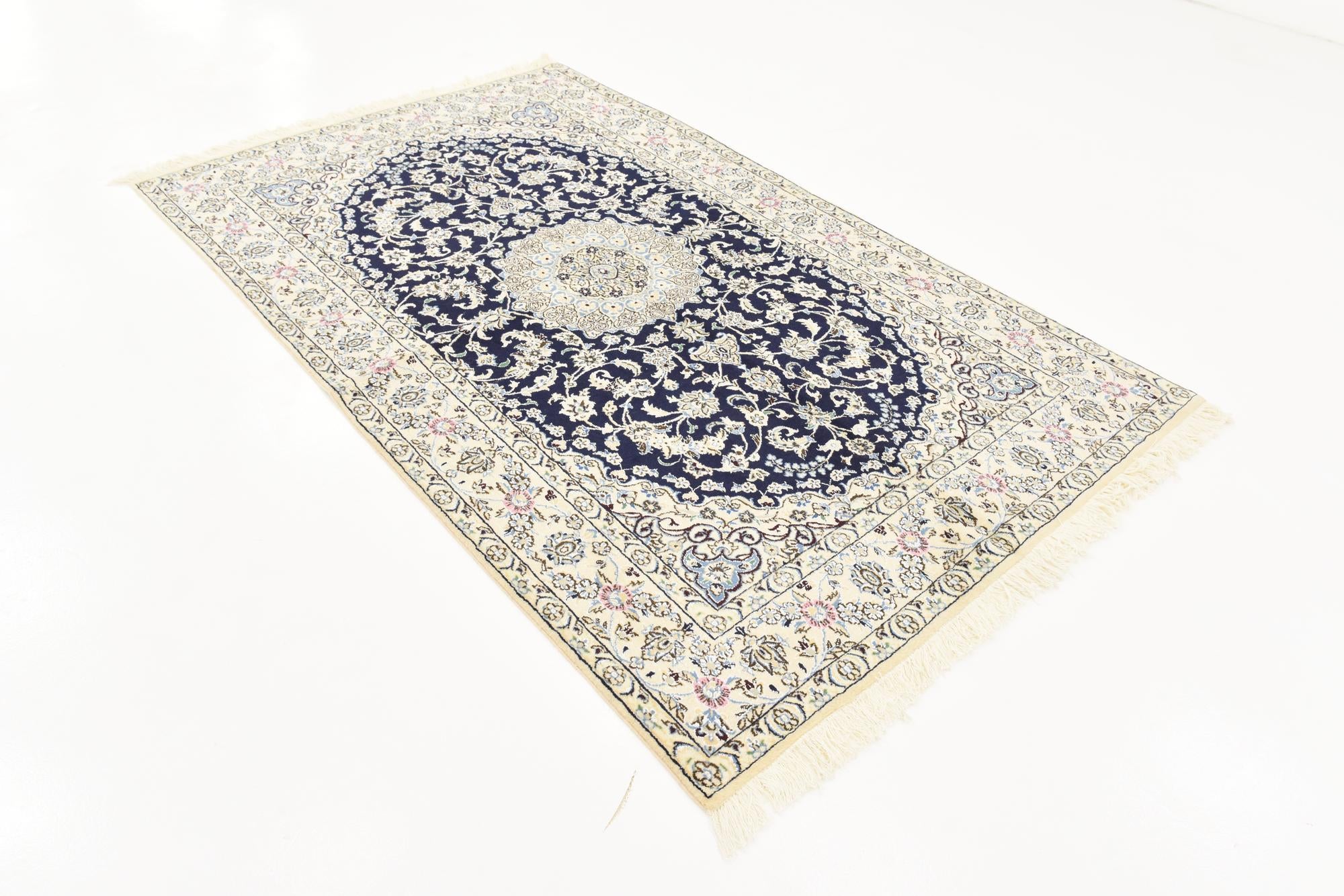 5' 1 x 8' 5 Hand Knotted Nain Persian Rug