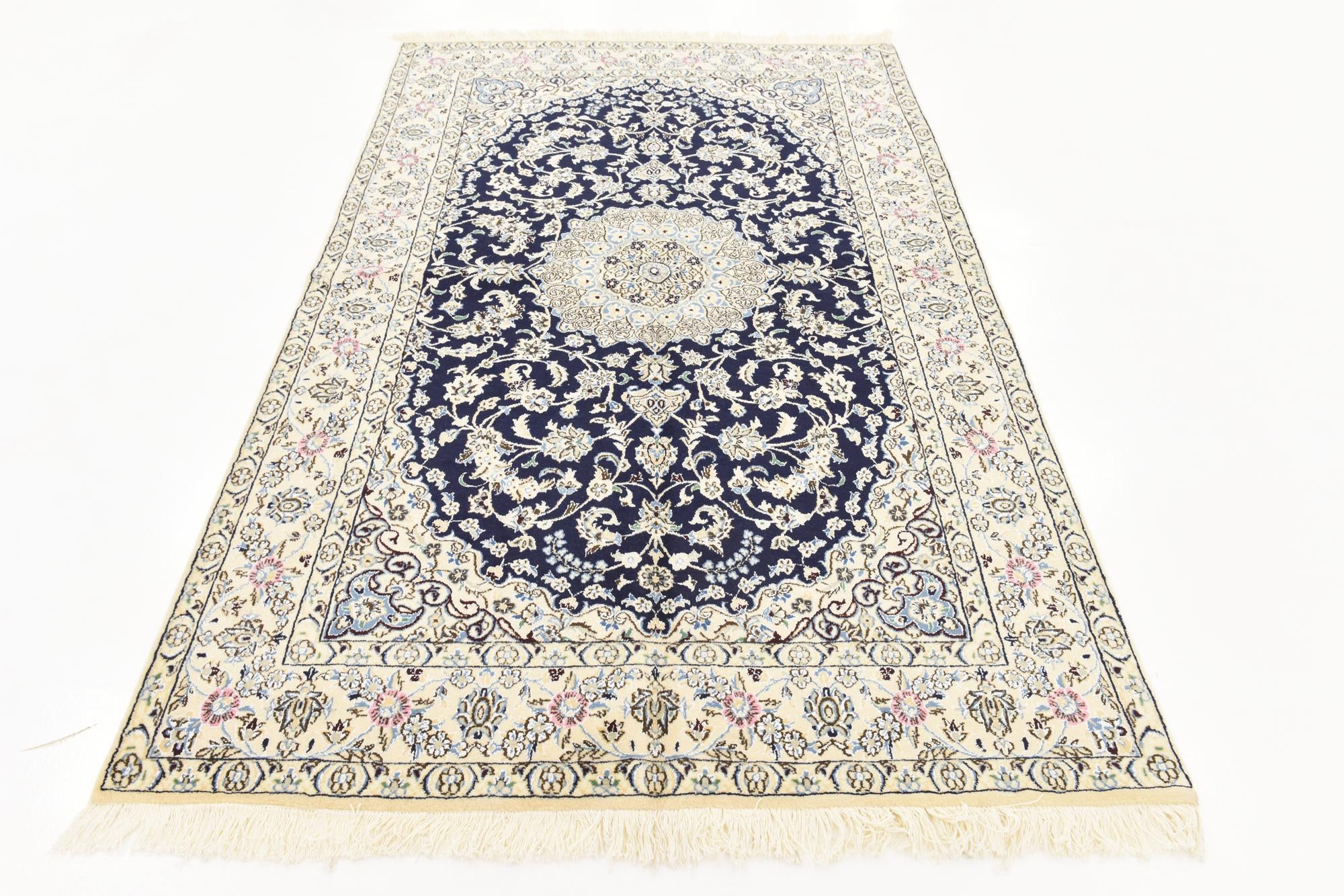 5' 1 x 8' 5 Hand Knotted Nain Persian Rug