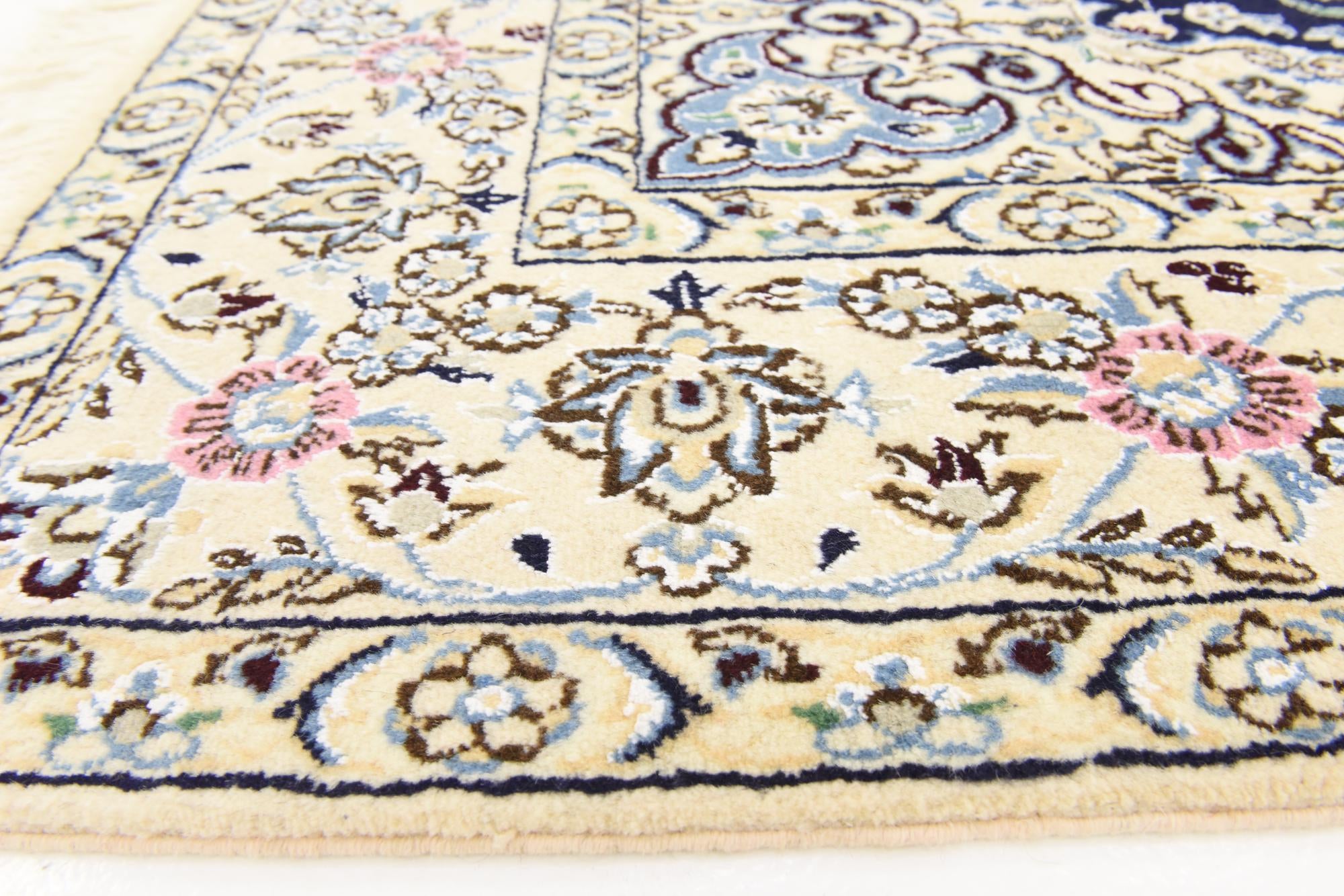 5' 1 x 8' 5 Hand Knotted Nain Persian Rug