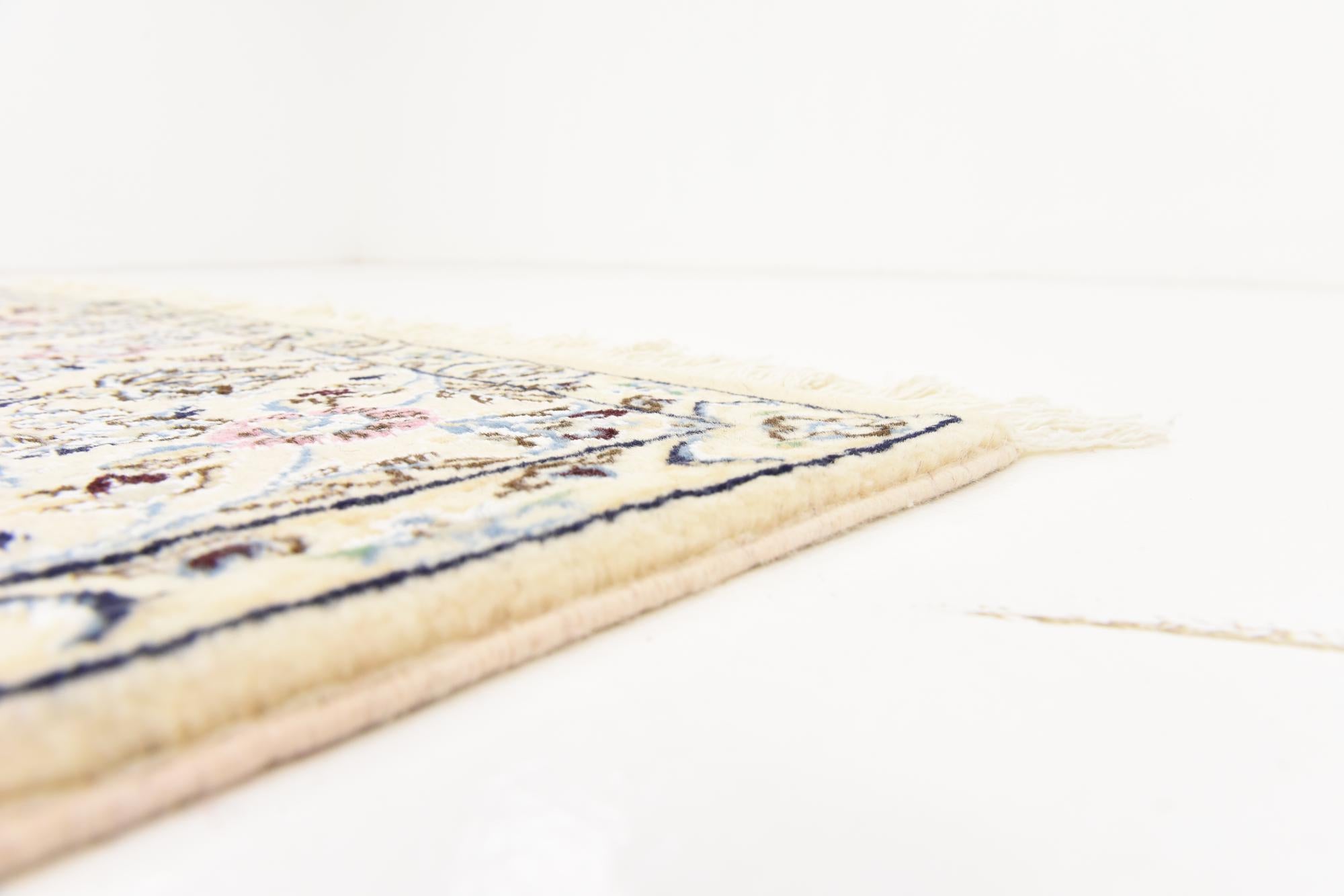 5' 1 x 8' 5 Hand Knotted Nain Persian Rug