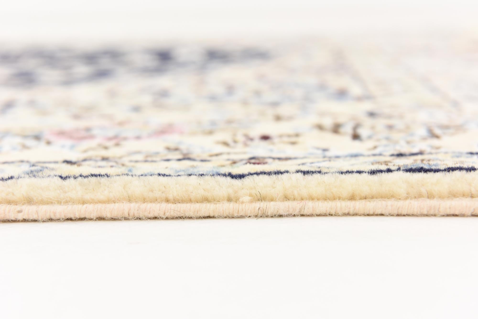 5' 1 x 8' 5 Hand Knotted Nain Persian Rug