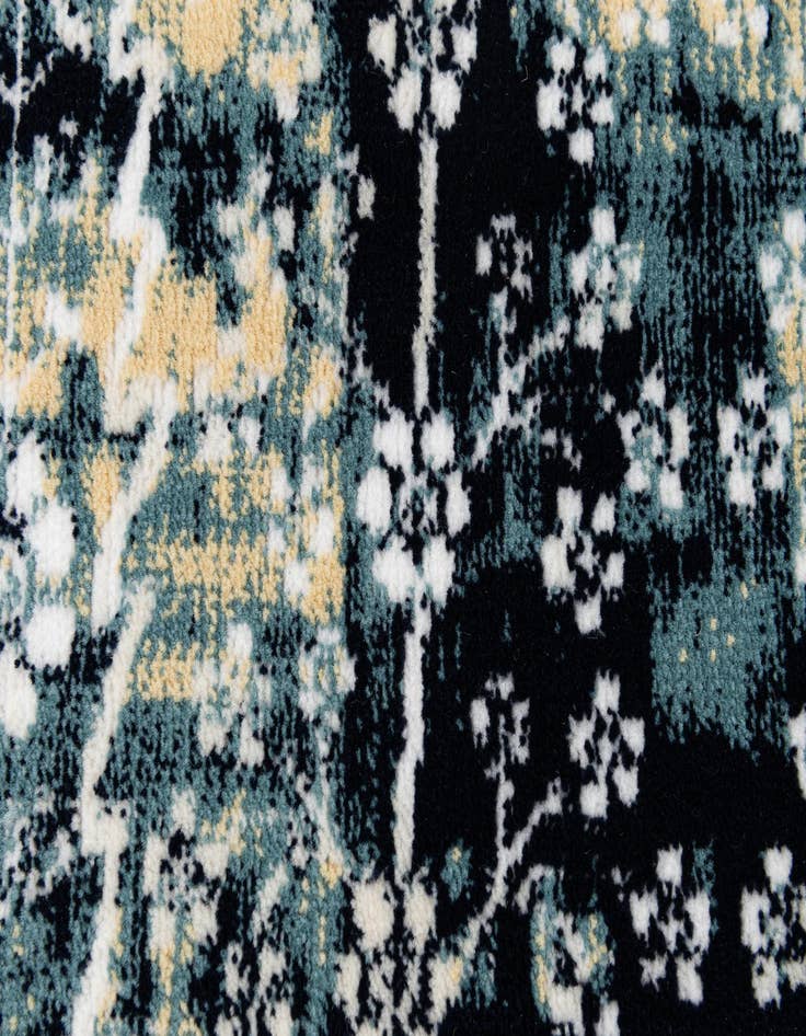 Detail image of 5' 2 x 7' 9 Nain Rug