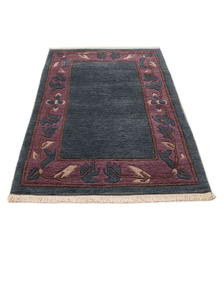 2' 7 x 4' 9 Hand Knotted Nepal Wool Rug